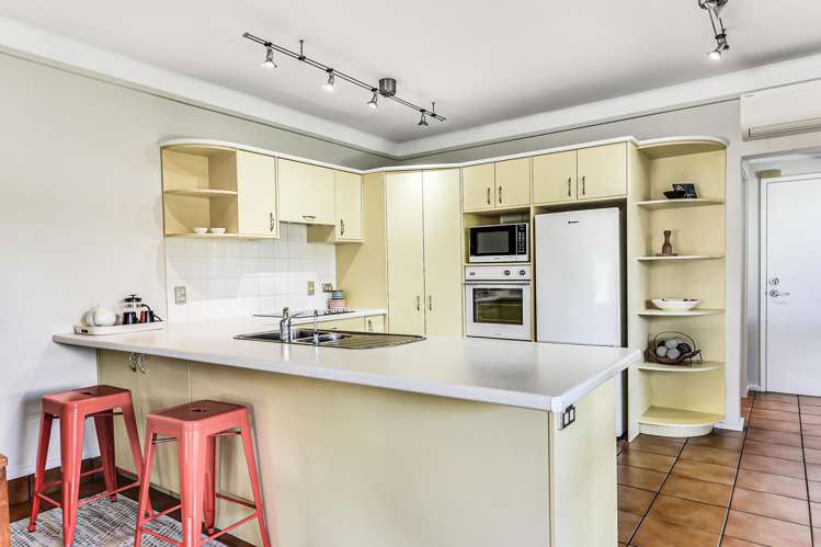 18b Lake Crescent Hamilton Lake_28