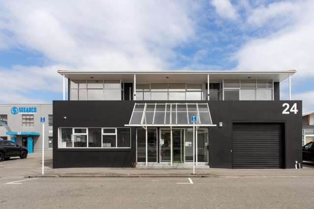 Ideal North facing Sydenham Warehouse/Office