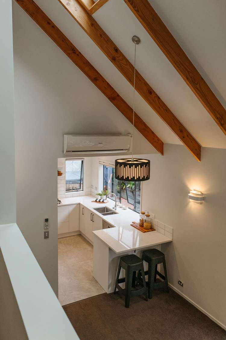 15B La Roche Place Northcote_18