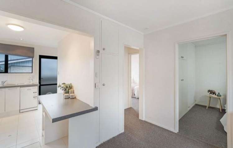  3/32 Kinloch Street Saint Albans_6