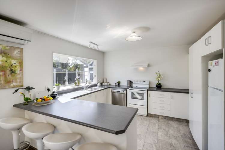 425 Southland Place Raureka_7