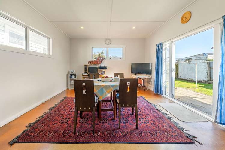 26 Bouverie Street Petone_7