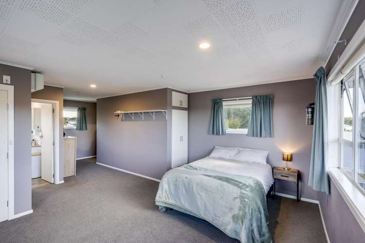 14 Veronica Avenue Marewa_14