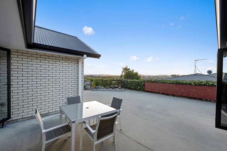 61 Somerton Drive Huntington_5