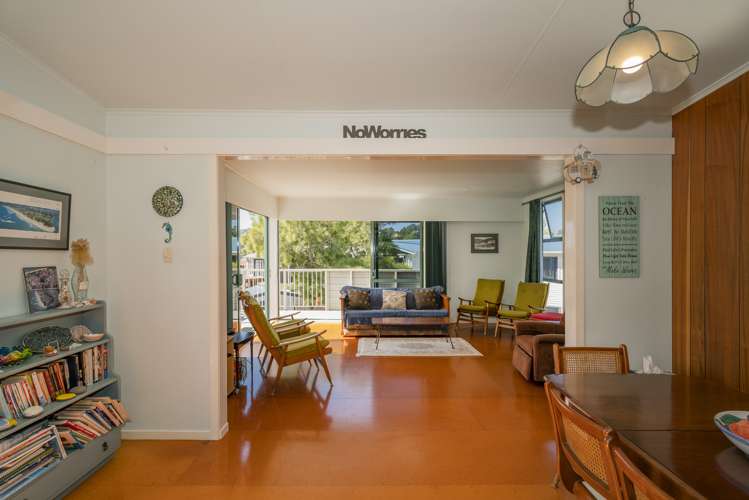 8 Dunlop Drive Pauanui_7