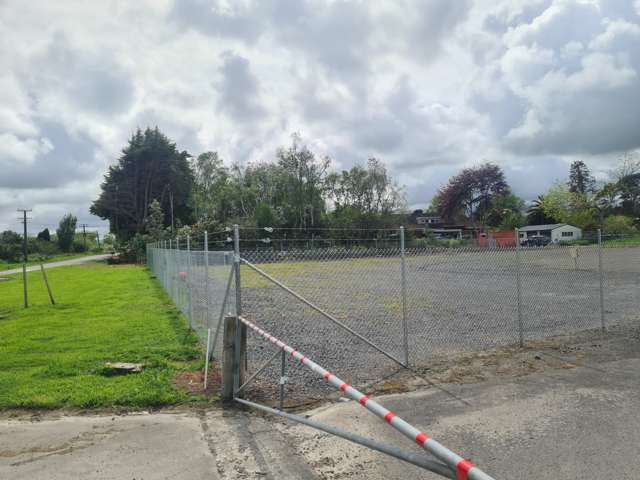 3000m² secure industrial yard – Te Horo