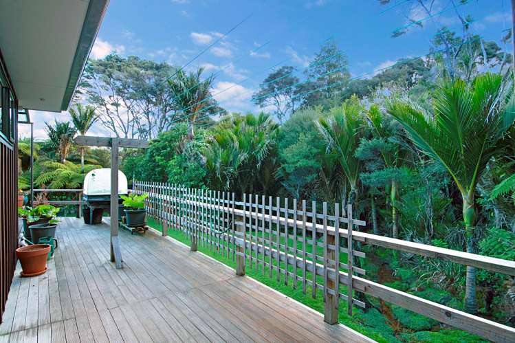 125 Stoney Creek Drive Waitakere_14
