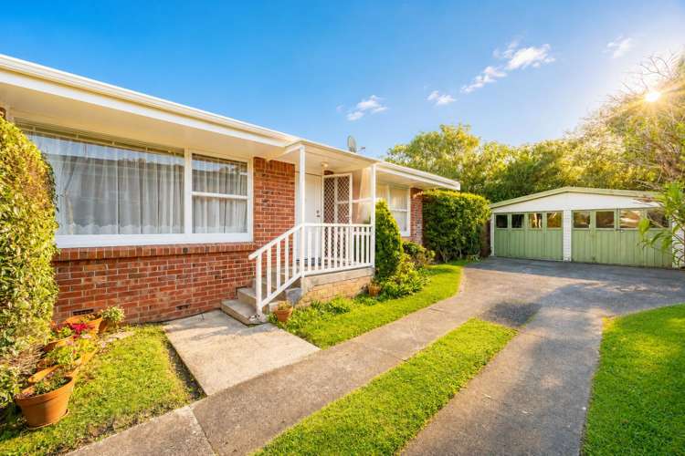 2/7 Evelyn Place Hillcrest_0