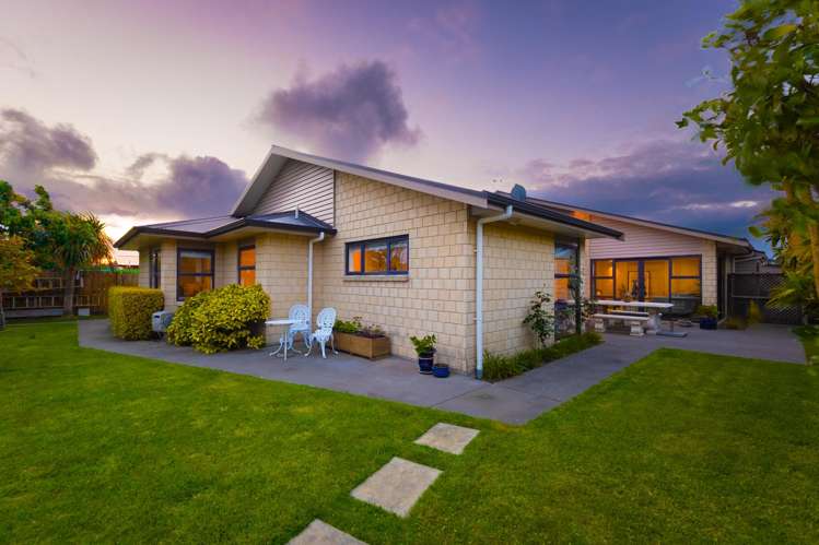 94 The Drive Paraparaumu Beach_20