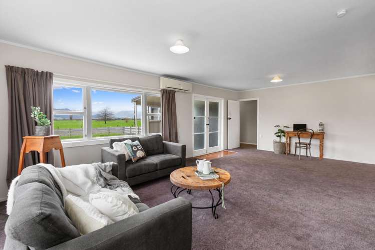 42 Alexandra Road_4