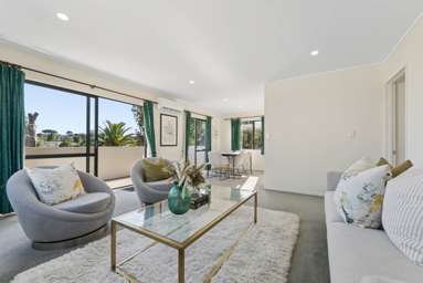 2/162 Forrest Hill Road_3