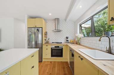 2/14 Mozeley Avenue_2