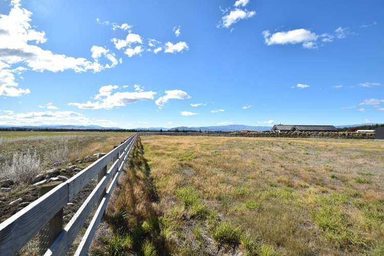 84 The Drive Twizel_12