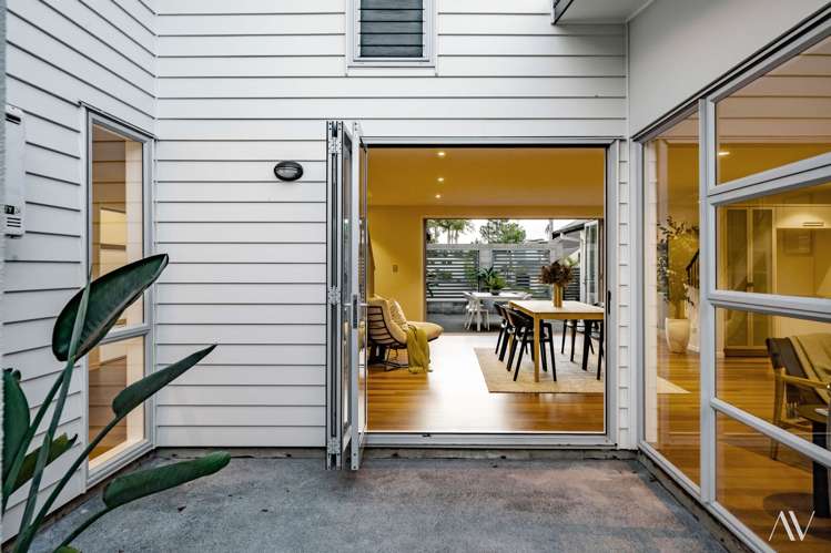 39 English Oak Drive Schnapper Rock_32