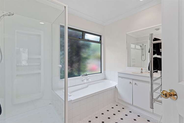 1 Glenrowan Rise Bethlehem_14