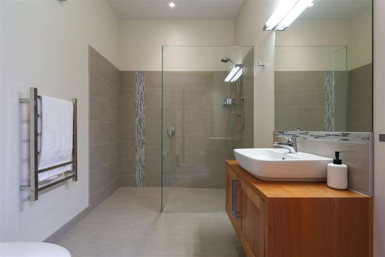 114 Redvale Road Redwood Valley_23