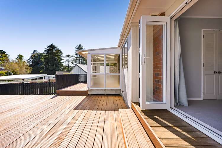 87 Heta Road Highlands Park_16