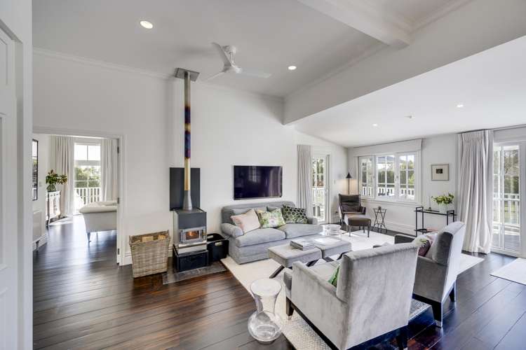 59 Busby Hill Havelock North_9
