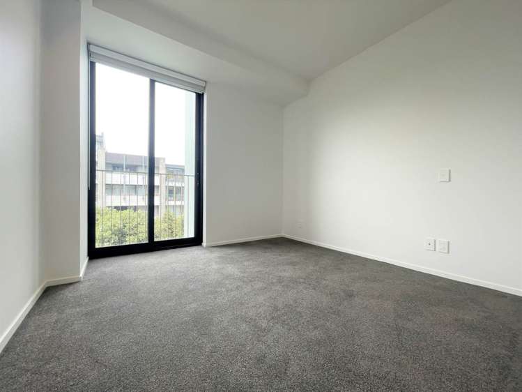 204/1 Bluegrey Avenue Stonefields_5