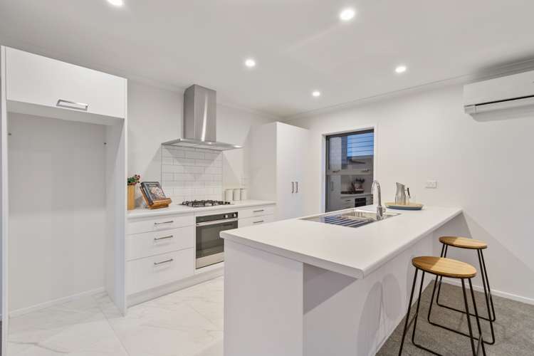 7 Squire Avenue Chartwell_5