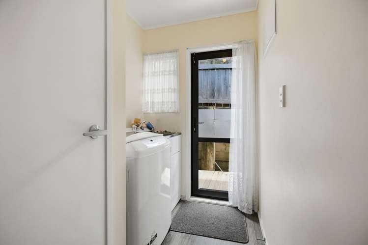 15A Newark Close Gate Pa_10