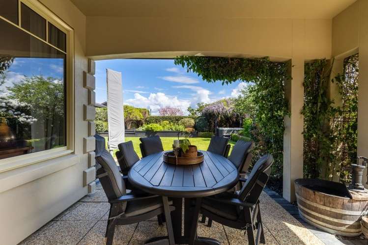 2 Aratia Way Richmond_25