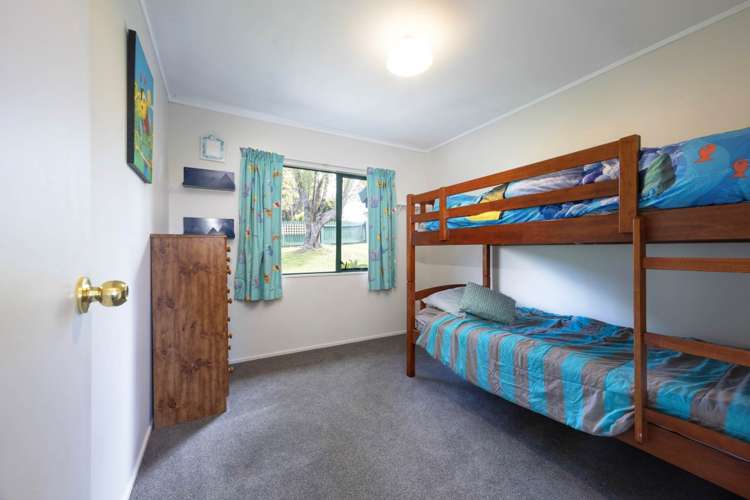 2/235 Glengarry Road Glen Eden_7