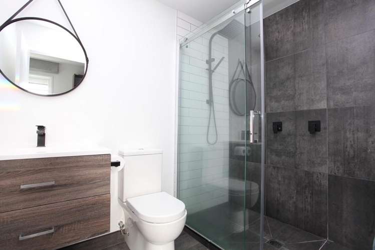 23 Glenfern Road Mellons Bay_19