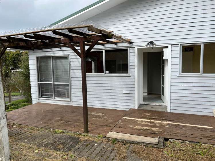38 Thornlow Street Glendene_11