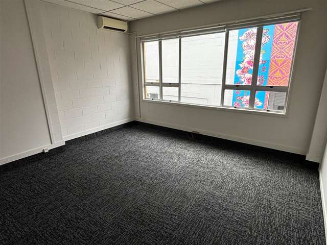 Suite 7, 114-130 Alexandra Street Hamilton Central_3