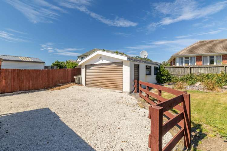 14 Mattingley Street Aranui_12