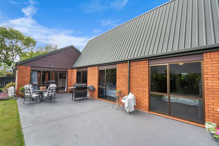 14 Brockhall Lane Avonhead_21