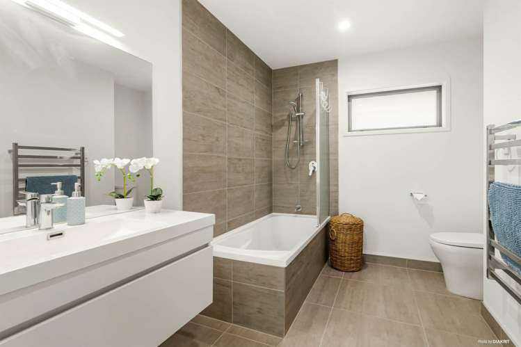 4B Shanley Crescent Waiuku_11