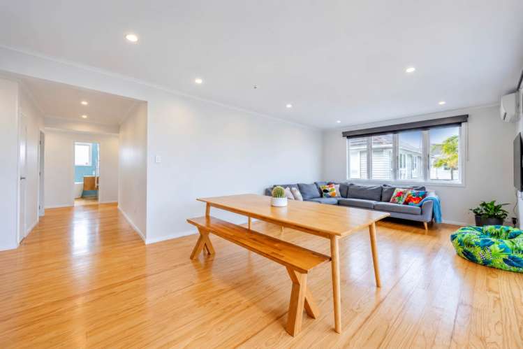 13 Fernwood Place Wai O Taiki Bay_7