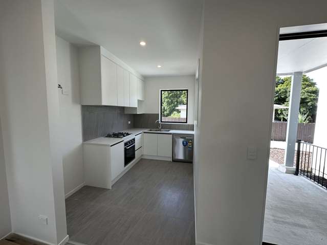 2C Field Road 10686_2