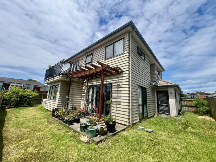 96 Mcleod Rd Te Atatu South_15