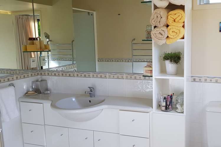 9a Strathmore Way Matua_12