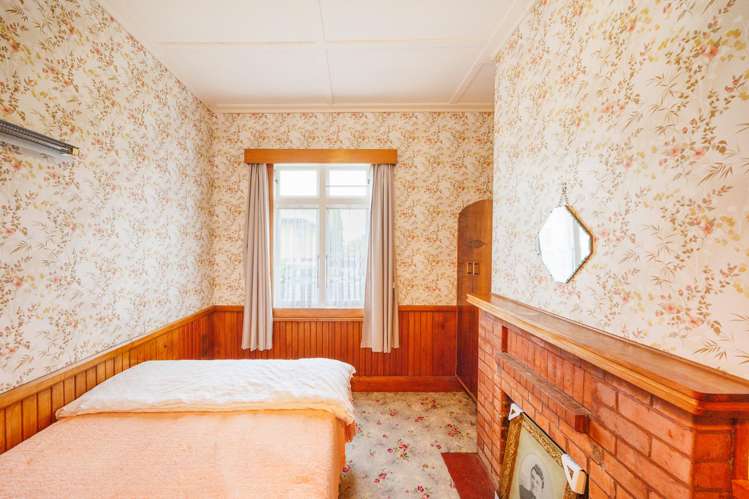 16 Hair Street Marton_16