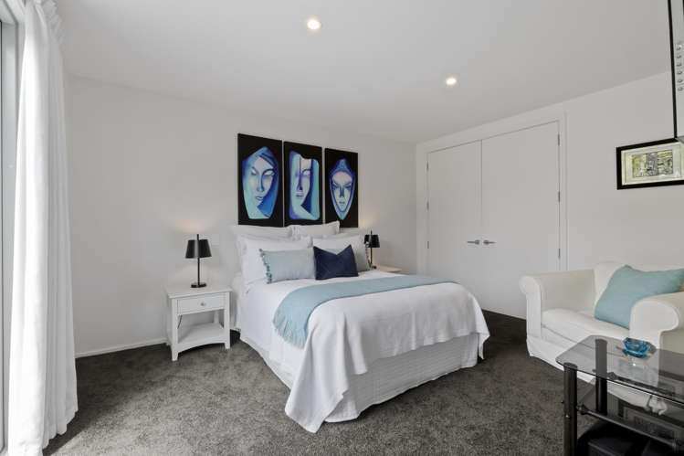 468 Peninsula Road Kelvin Heights_21