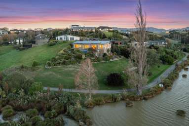 12 Lake View Place_3