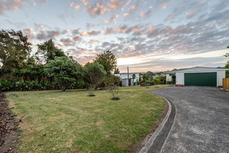 9a Hand Road Helensville_13
