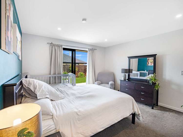 4 Shillingford Boulevard Rolleston_16