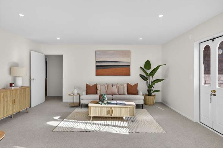 2/8 Fovant Street Russley_3