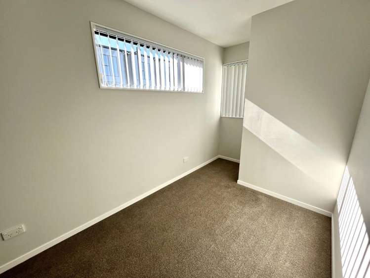 54 Huri Street 1712_13