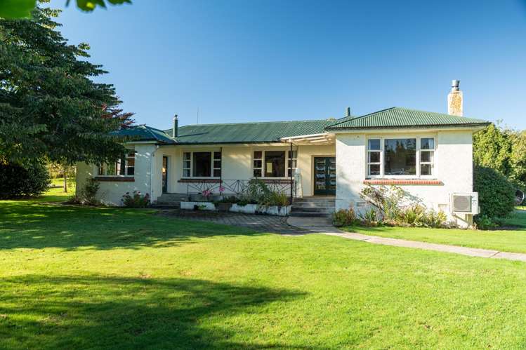 334 & 354 Waimahaka Fortification Road Waimahaka_17