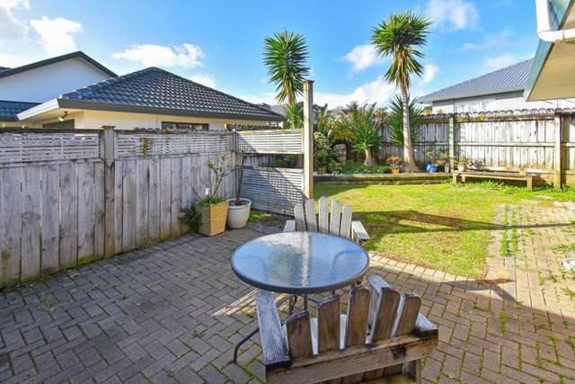 22 Moyrus Crescent East Tamaki Heights_1