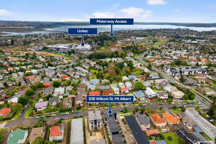 2/10 Willcott Street Mt Albert_14