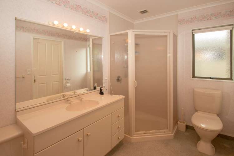 15 Beaufort Mews Taradale_12