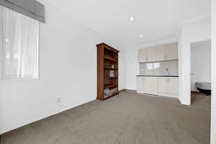 5 Moville Drive Flat Bush_21