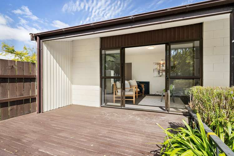 5 Loreto Place Hornby_15